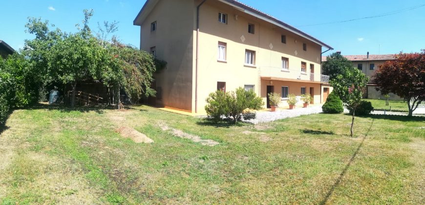 CASA INDIPENDENTE CON GIARDINO