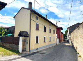 CASA INDIPENDENTE CON GIARDINO