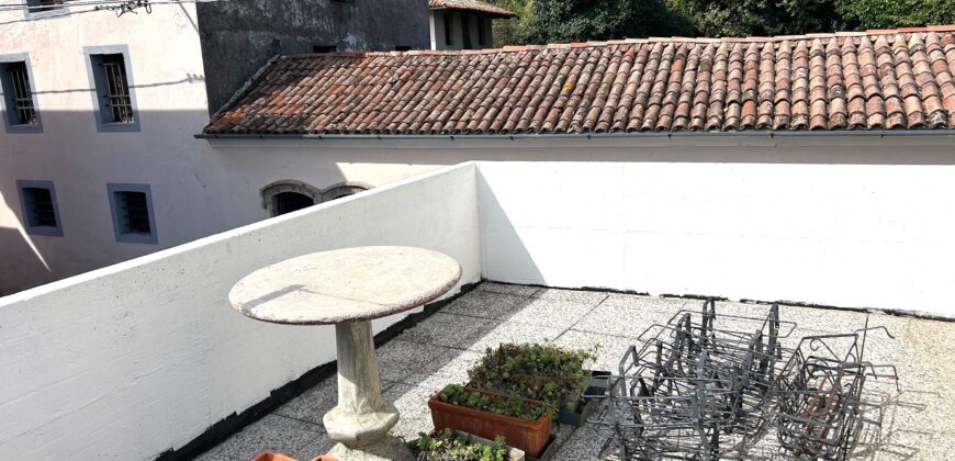 CASA INDIPENDENTE CON GIARDINO