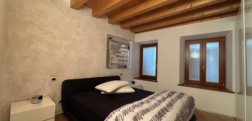 SPLENDIDO APPARTAMENTO CON TERRAZZA E POSTO AUTO