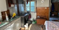 CASA INDIPENDENTE DA RISTRUTTURARE CON GIARDINO