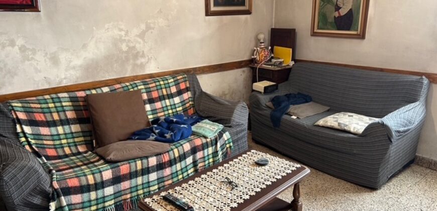CASA INDIPENDENTE DA RISTRUTTURARE CON GIARDINO