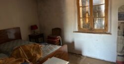 CASA INDIPENDENTE DA RISTRUTTURARE CON GIARDINO