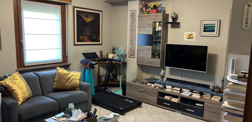 VILLA INDIPENDENTE CON AMPIO GIARDINO