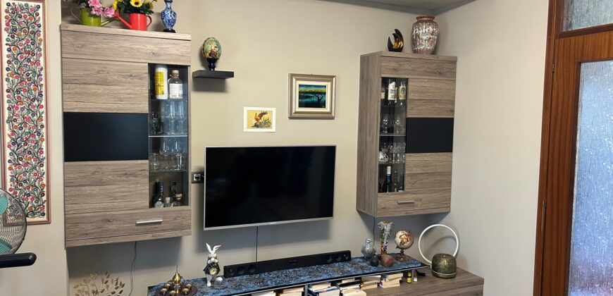 VILLA INDIPENDENTE CON AMPIO GIARDINO