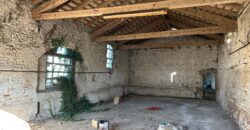 RUSTICO CON AMPIO SCOPERTO