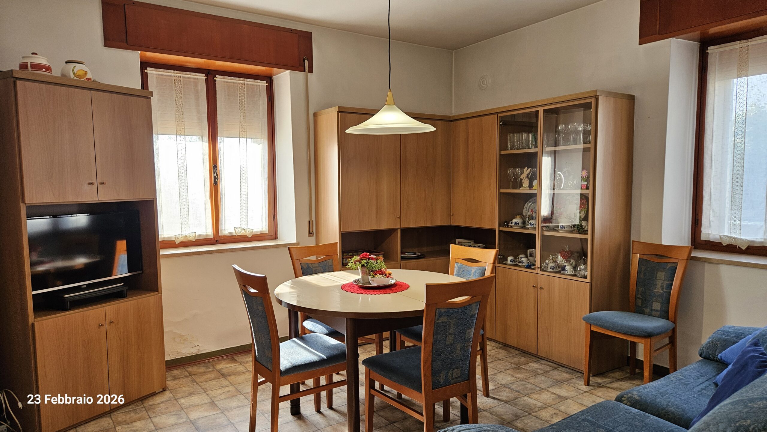 CASA INDIPENDENTE CON GIARDINO