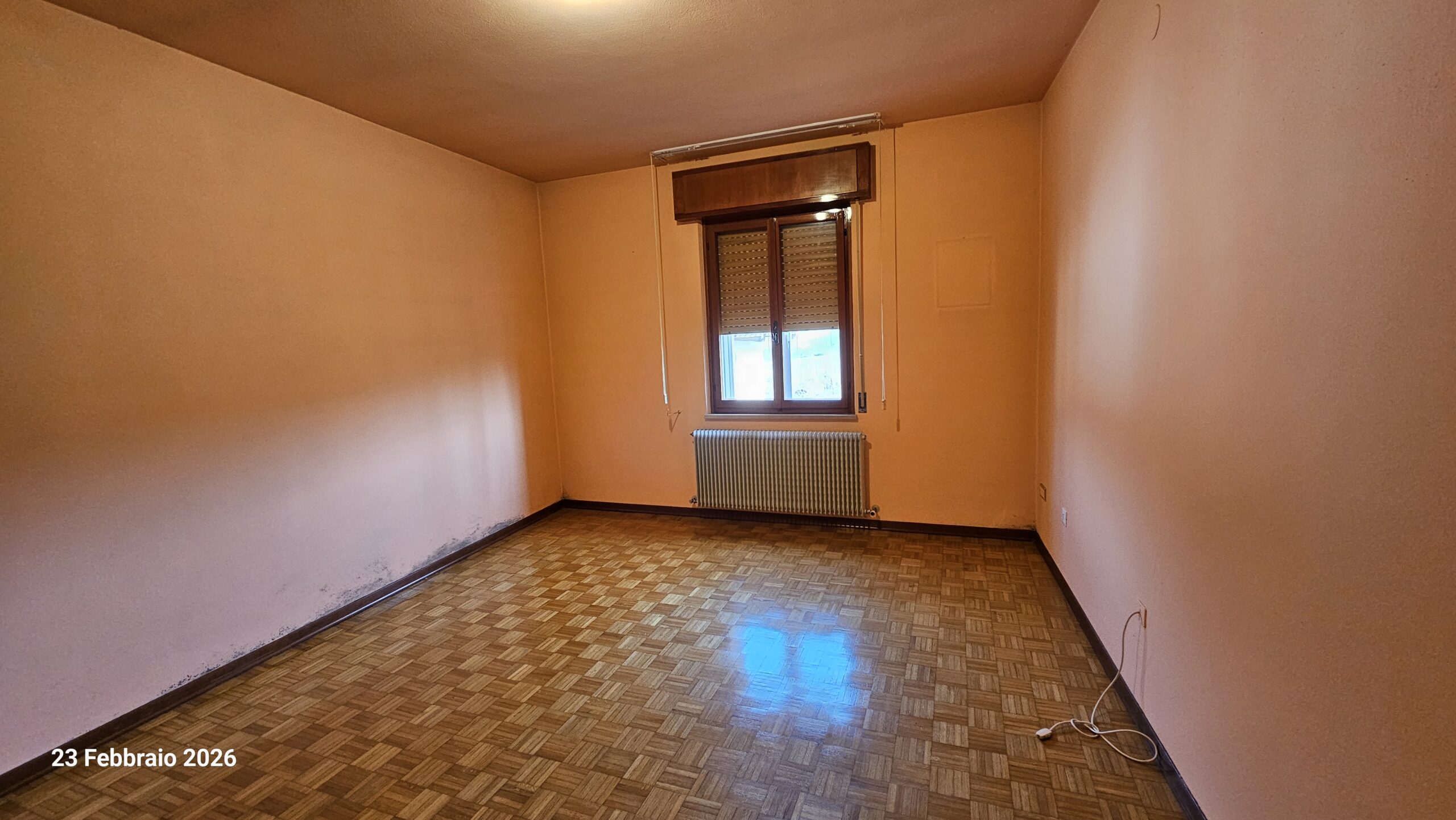 CASA INDIPENDENTE CON GIARDINO