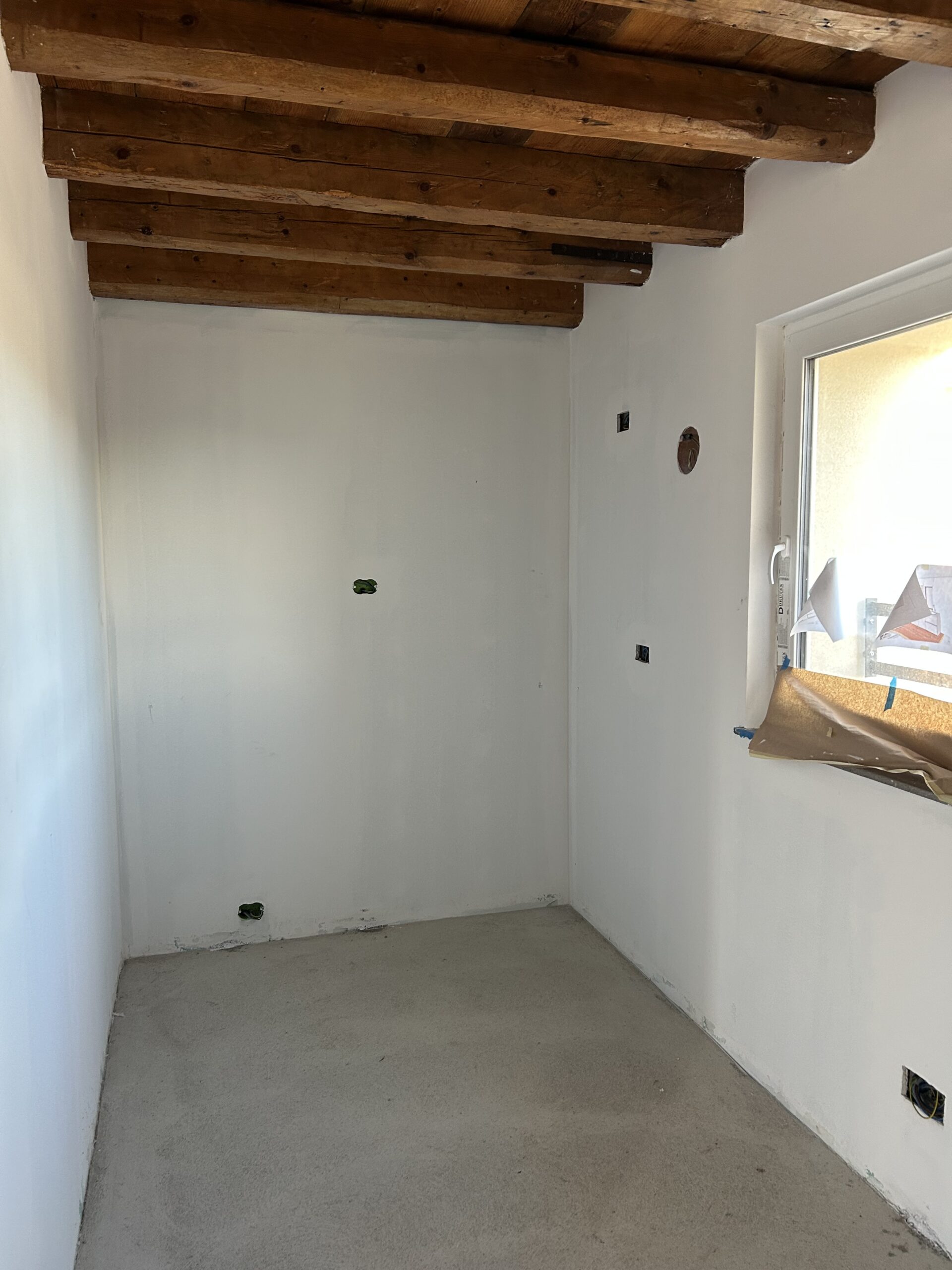 APPARTAMENTO SU DUE LIVELLI CON GIARDINO