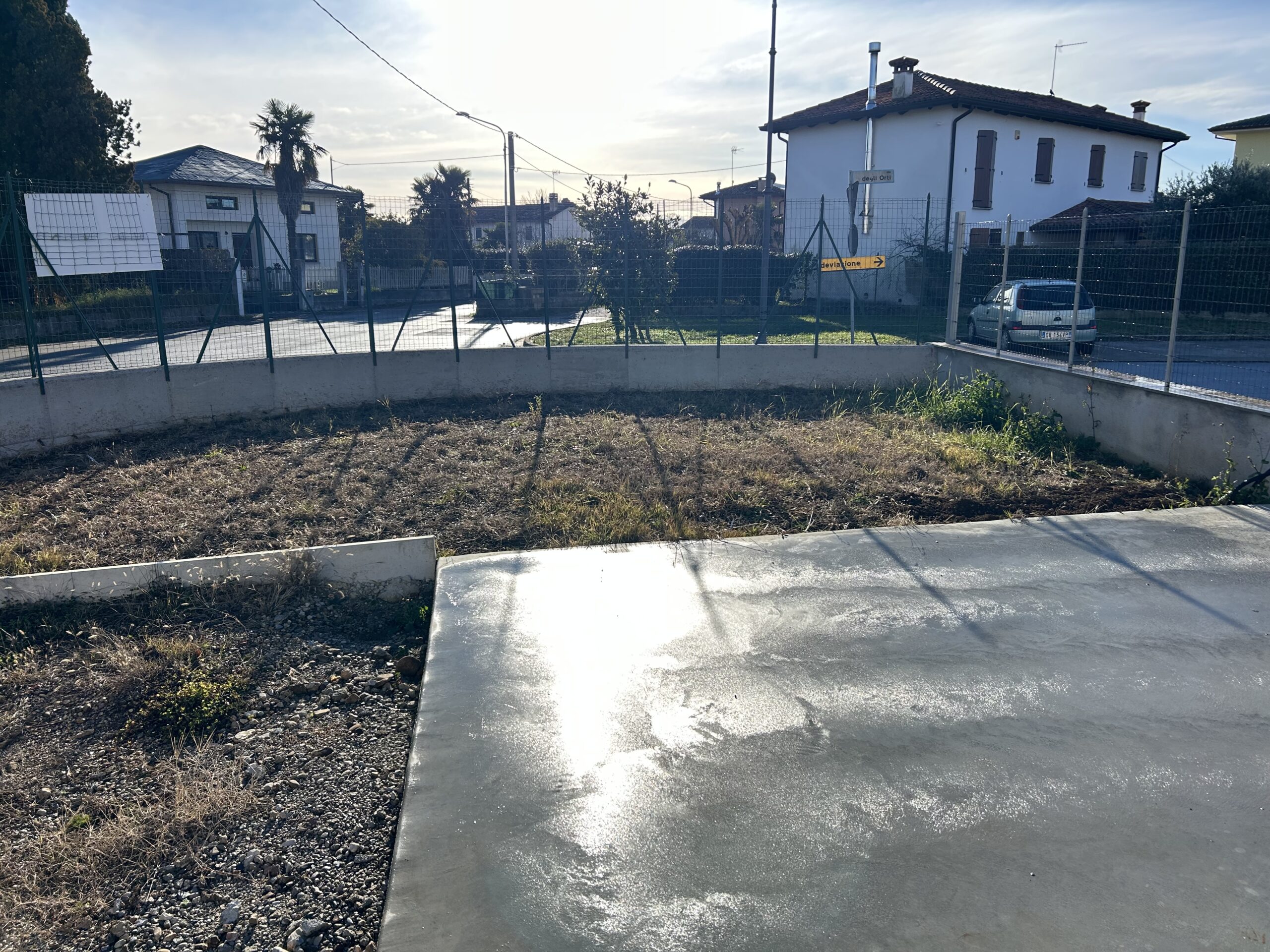 APPARTAMENTO SU DUE LIVELLI CON GIARDINO