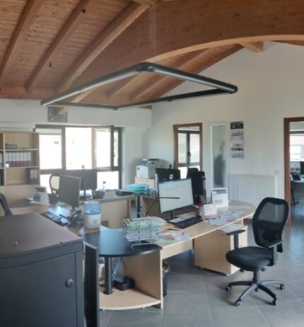 CIVIDALE DEL FRIULI  UFFICI CON PARCHEGGIO