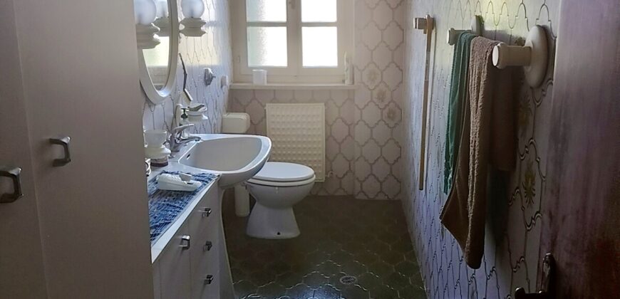 VILLA INDIPENDENTE CON GIARDINO