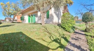 VILLA INDIPENDENTE CON GIARDINO