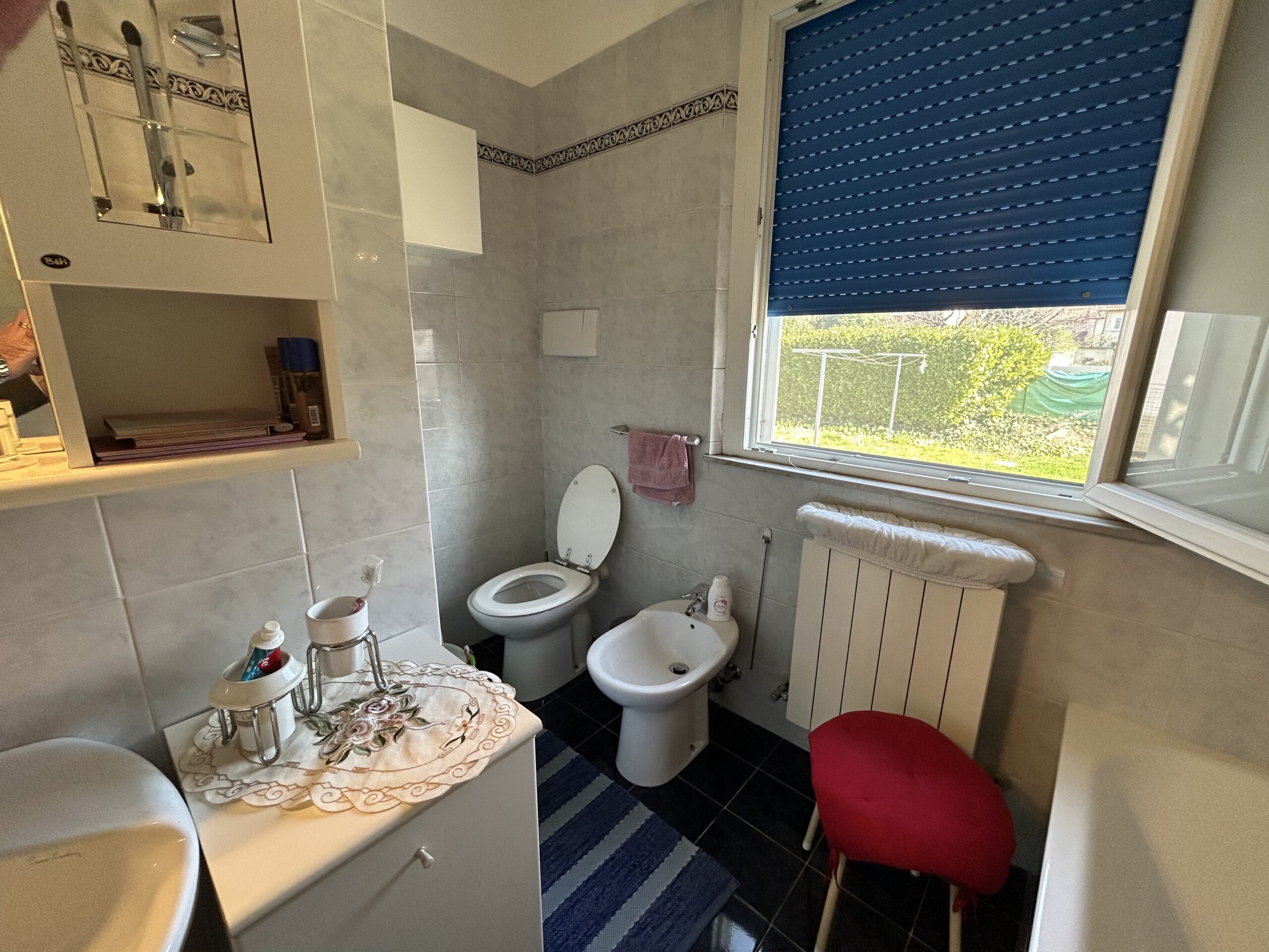 APPARTAMENTO IN BIFAMILIARE