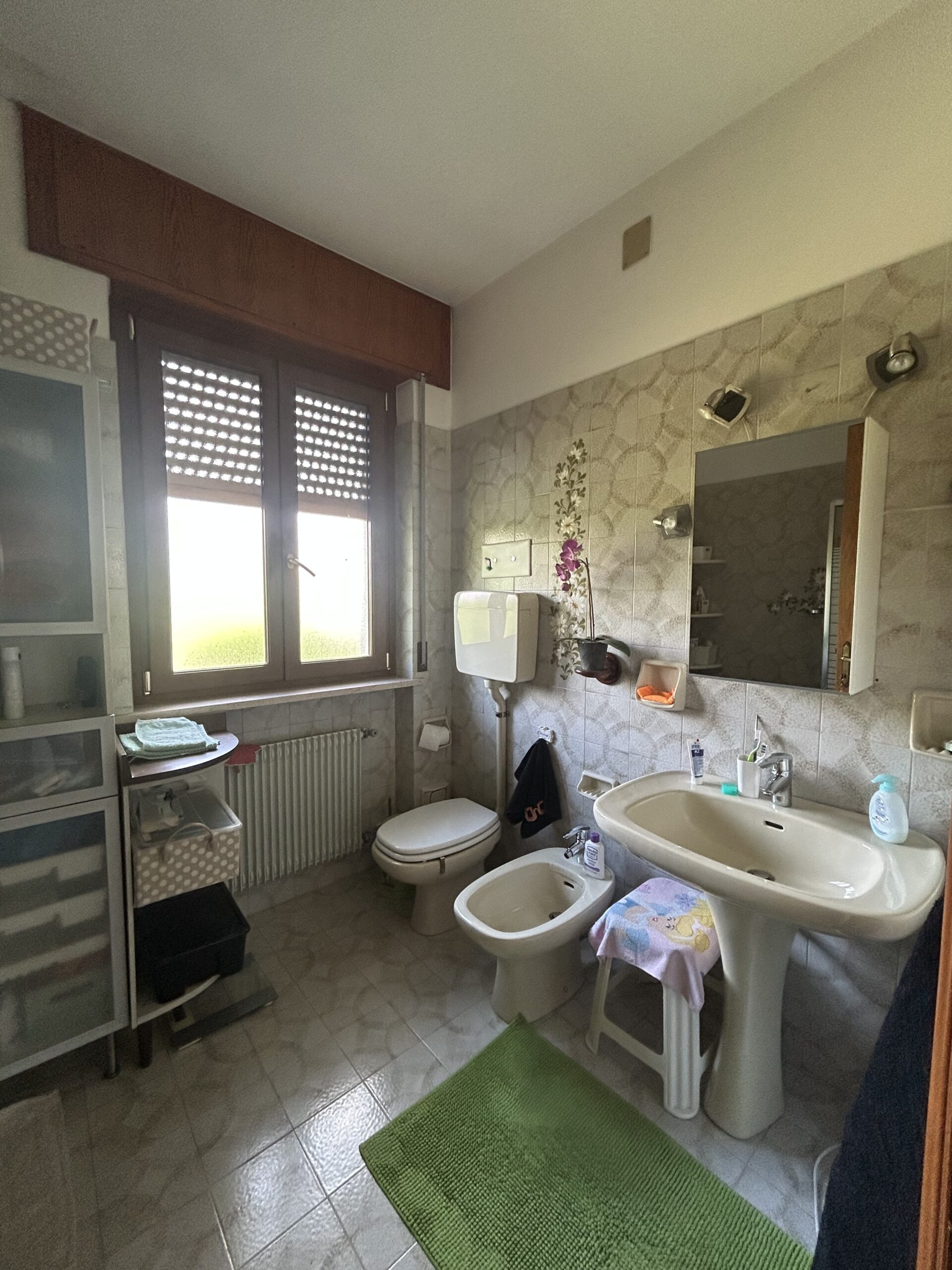 VILLA BIFAMILIARE CON GIARDINO