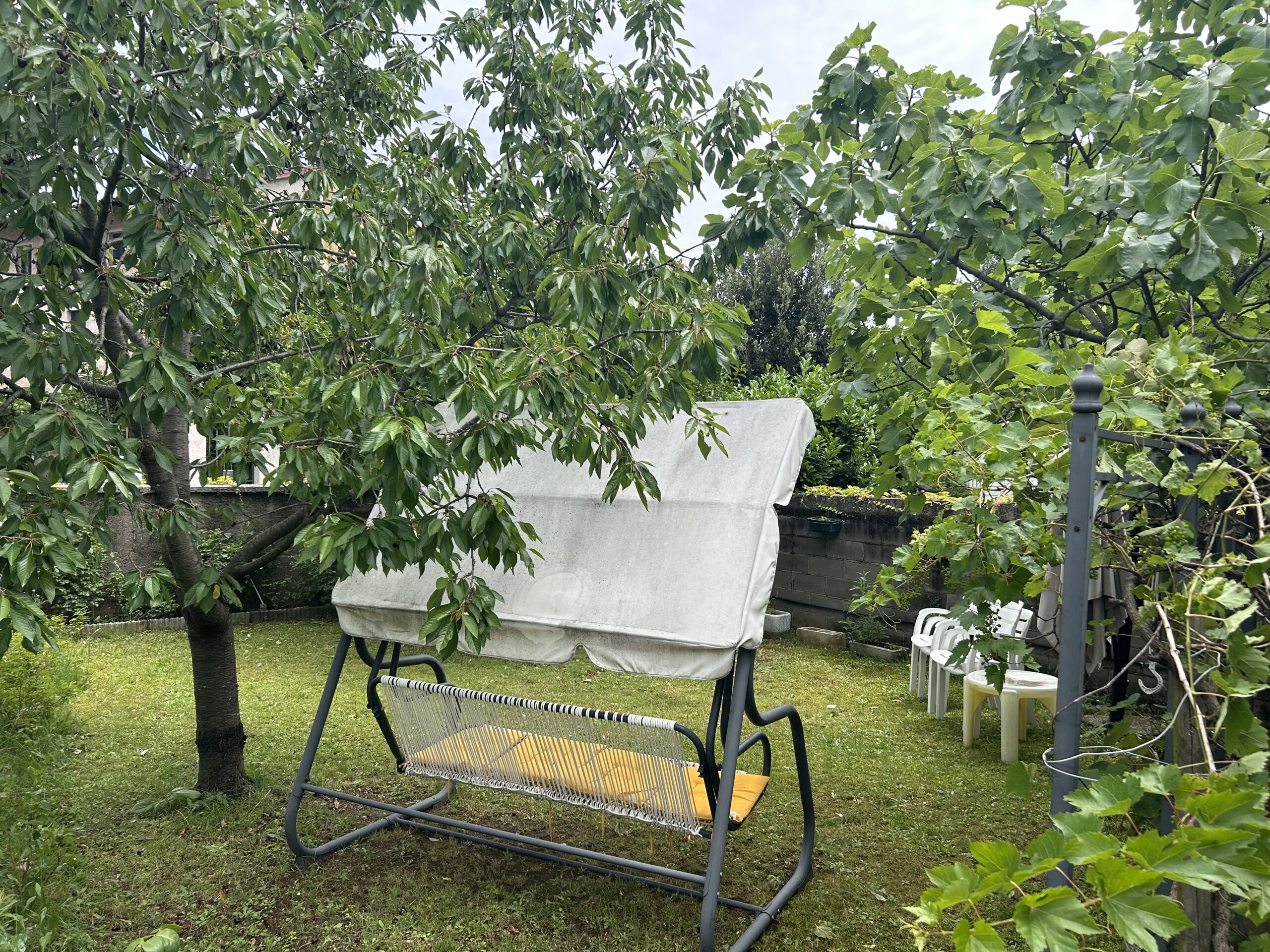 TRICAMERE TERMOAUTONOMO CON GIARDINO