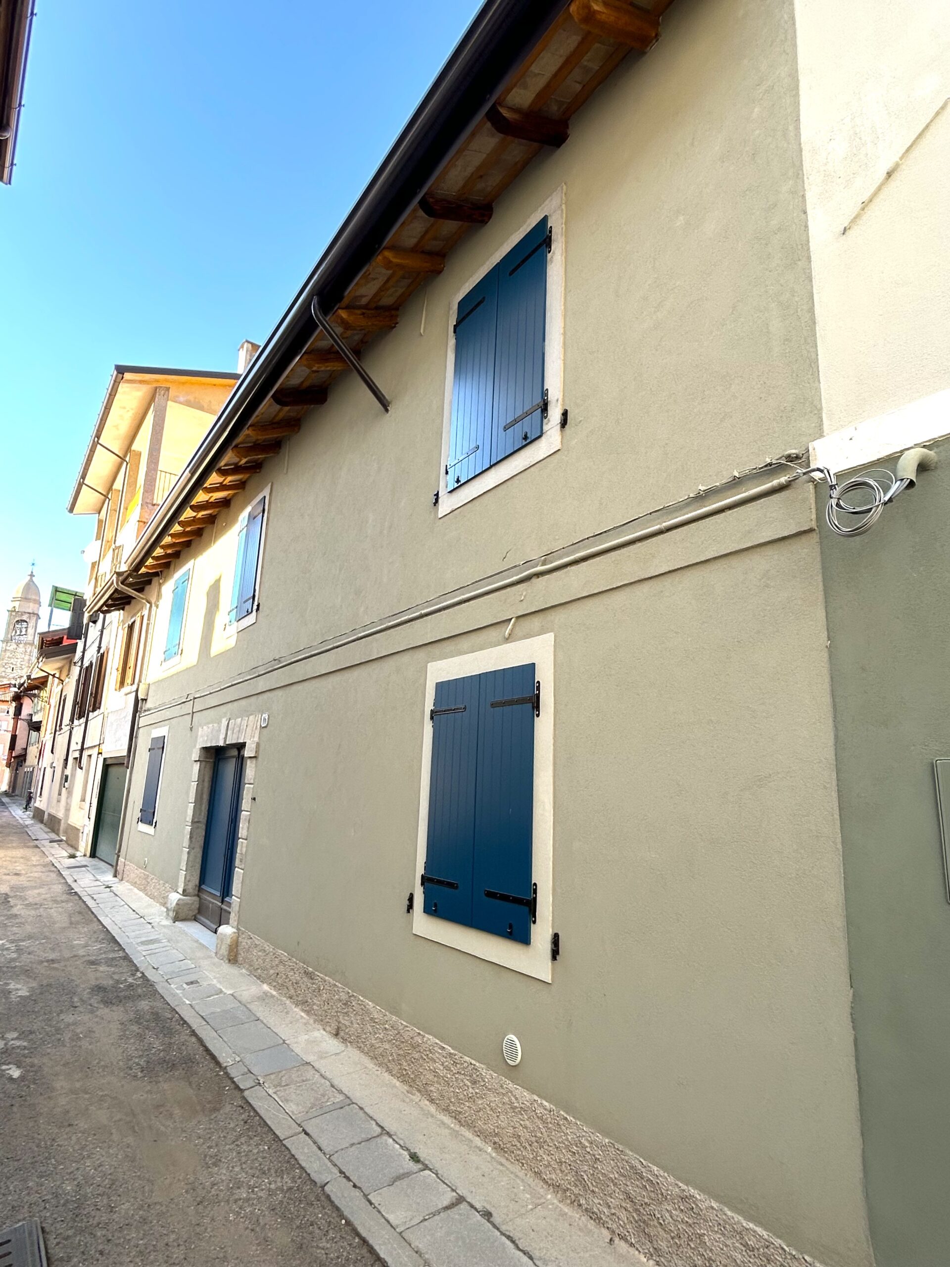 Casa accostata ai lati a Udine Centro – Completamente Ristrutturata