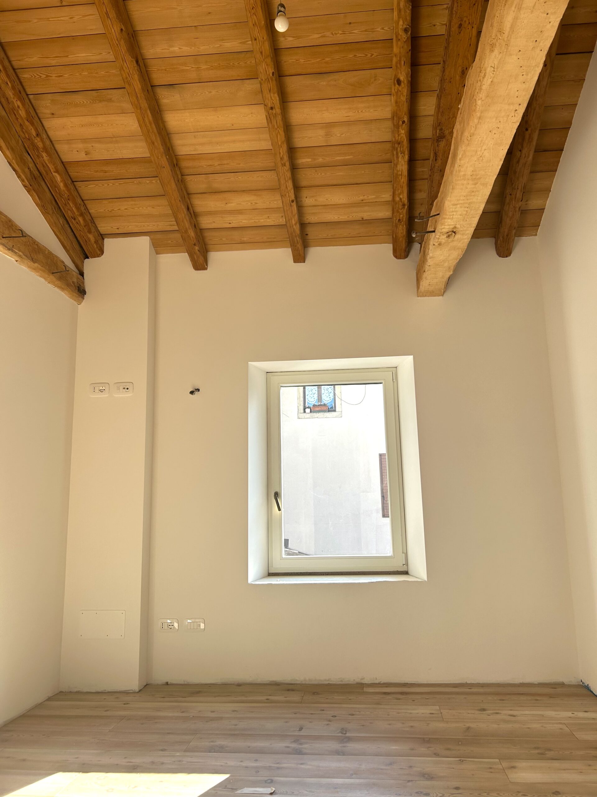 Casa accostata ai lati a Udine Centro – Completamente Ristrutturata
