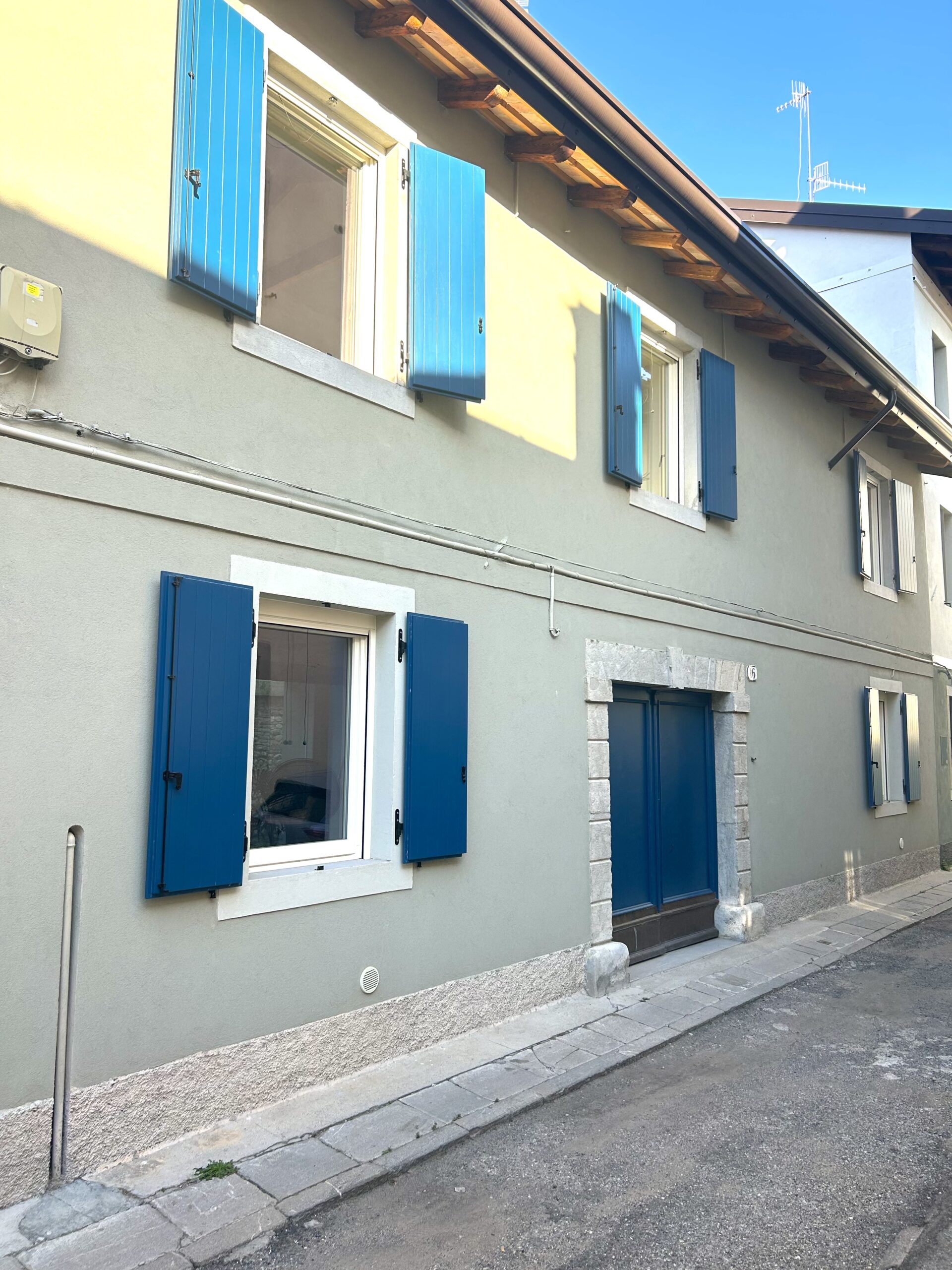 Casa accostata ai lati a Udine Centro – Completamente Ristrutturata